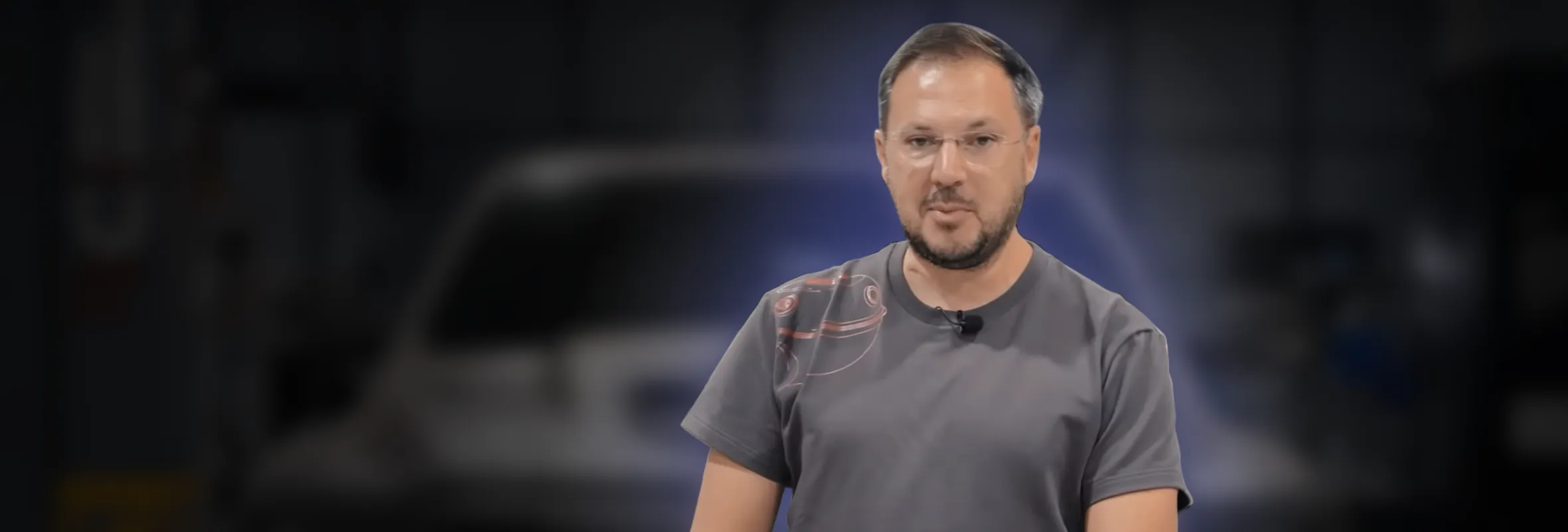 Сұрақтарыңыз бар ма? Менеджера Антона
